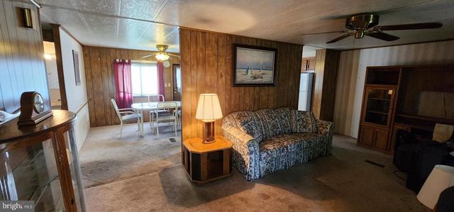 433 RUNNING BROOK RD, North Wales, PA 19454
