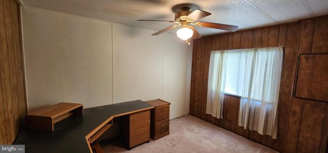 433 RUNNING BROOK RD, North Wales, PA 19454