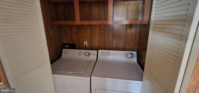 433 RUNNING BROOK RD, North Wales, PA 19454