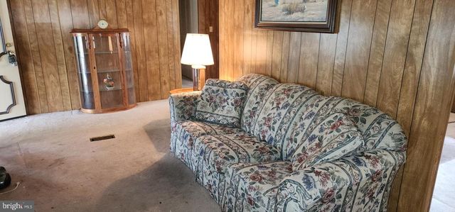 433 RUNNING BROOK RD, North Wales, PA 19454