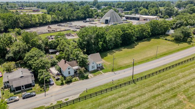 863 E Main Street, Georgetown, KY 40324