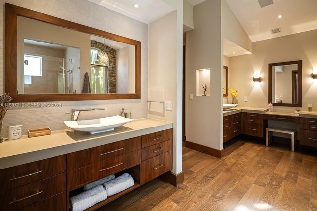 5770 SW 128th St, Pinecrest, FL 33156