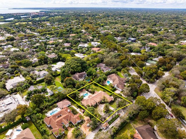 5770 SW 128th St, Pinecrest, FL 33156