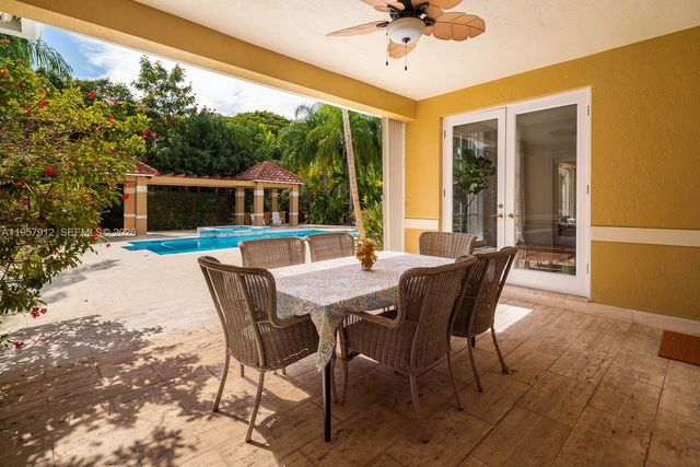 5770 SW 128th St, Pinecrest, FL 33156