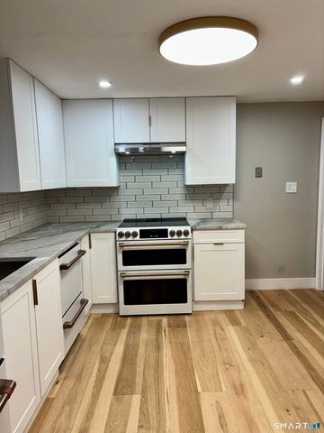 51 Hanmer Street, Hartford, CT 06114