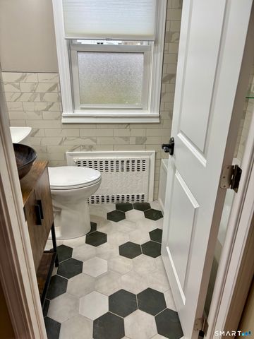 51 Hanmer Street, Hartford, CT 06114