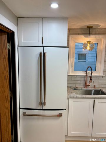 51 Hanmer Street, Hartford, CT 06114