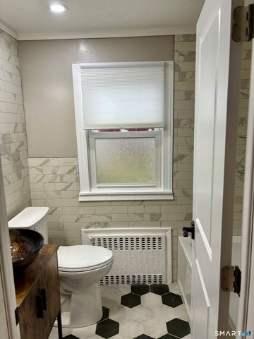 51 Hanmer Street, Hartford, CT 06114