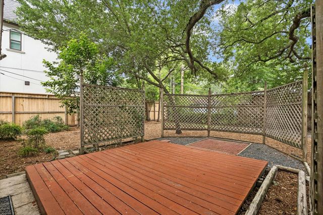 5539 Jessamine Street, Houston, TX 77081
