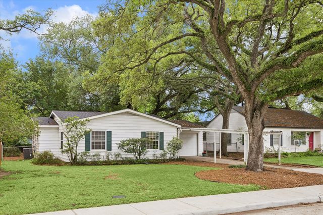 5539 Jessamine Street, Houston, TX 77081