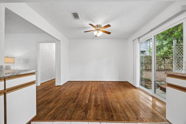 5539 Jessamine Street, Houston, TX 77081