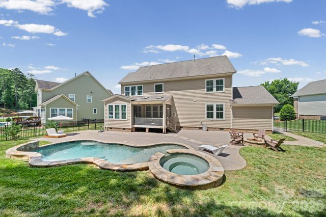 163 Monteray Oaks Circle, Fort Mill, SC 29715
