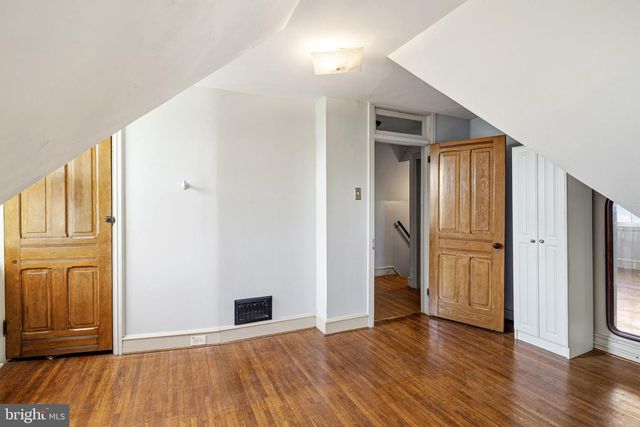 406 LIPPINCOTT AVE, Riverton, NJ 08077