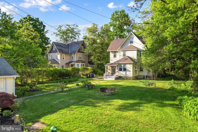 406 LIPPINCOTT AVE, Riverton, NJ 08077