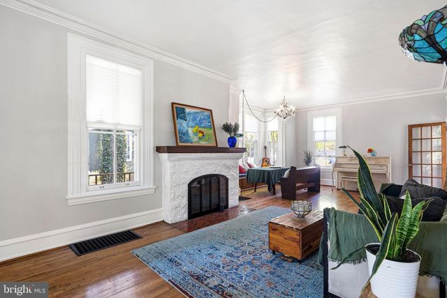 406 LIPPINCOTT AVE, Riverton, NJ 08077