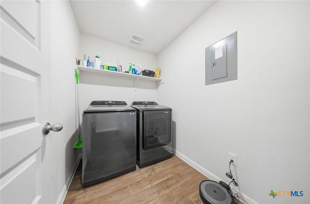 323 Elephants Ear Drive, New Braunfels, TX 78130