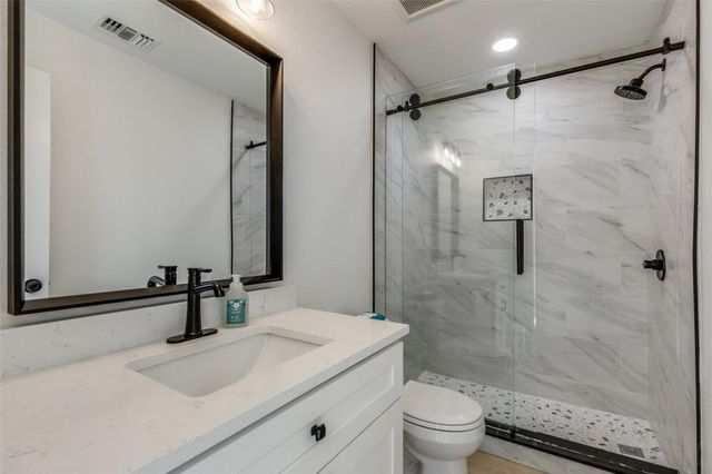 3405 Dunliegh DR, Austin, TX 78745