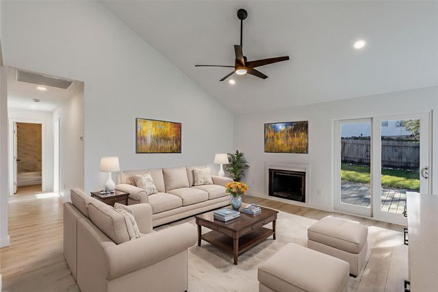 3405 Dunliegh DR, Austin, TX 78745