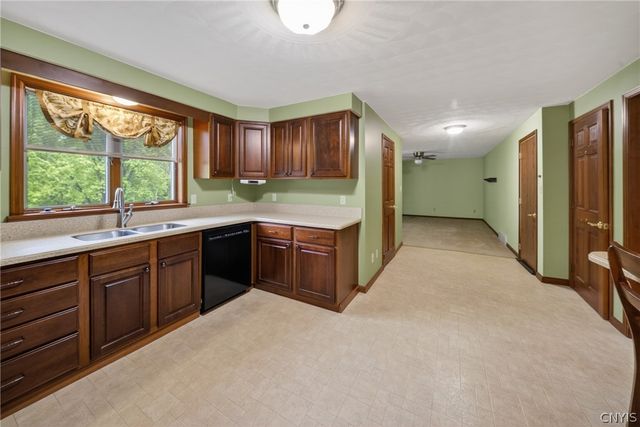 400 East Avenue, Manlius, NY 13116