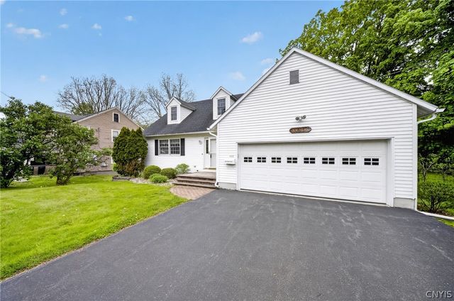 400 East Avenue, Manlius, NY 13116
