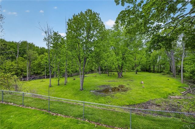 400 East Avenue, Manlius, NY 13116