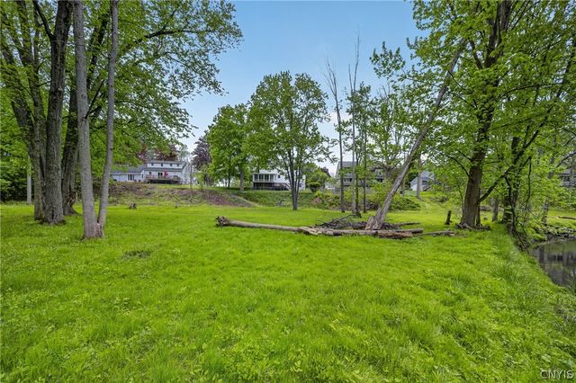 400 East Avenue, Manlius, NY 13116