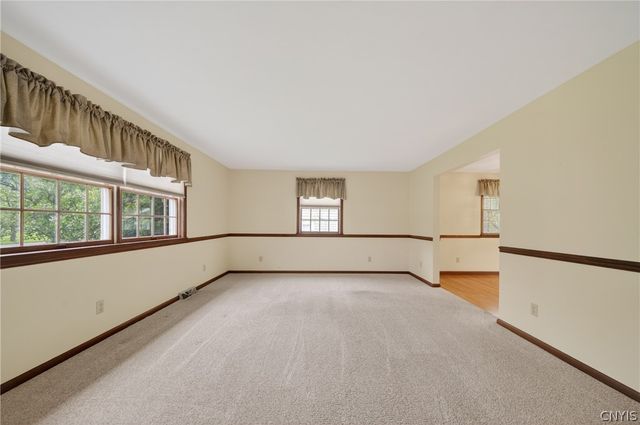 400 East Avenue, Manlius, NY 13116