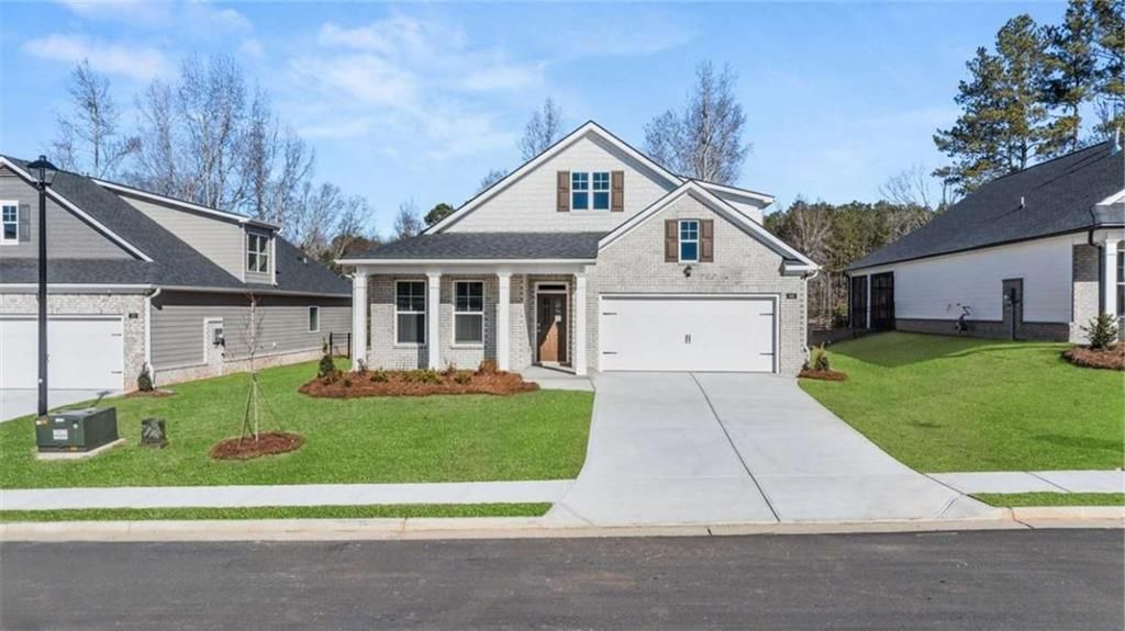 709 Myrica Avenue, Locust Grove, GA 30248
