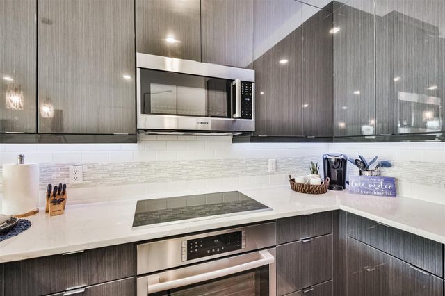 199 Waterpoint Court 106, Conroe, TX 77356