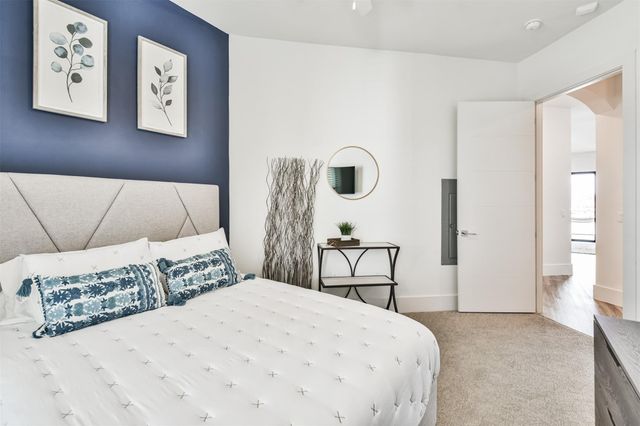 199 Waterpoint Court 106, Conroe, TX 77356