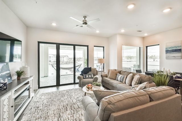 199 Waterpoint Court 106, Conroe, TX 77356