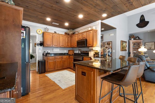 23 Hunters Ridge Drive, Adairsville, GA 30103