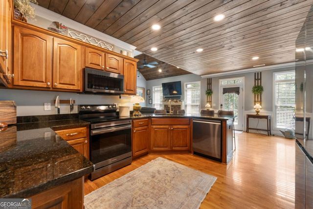 23 Hunters Ridge Drive, Adairsville, GA 30103
