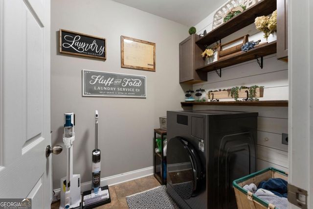 23 Hunters Ridge Drive, Adairsville, GA 30103