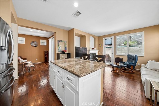 23201 Brooke Lane, Valencia, CA 91355