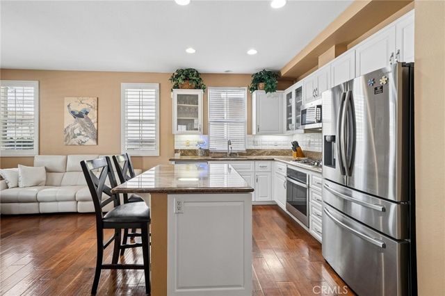 23201 Brooke Lane, Valencia, CA 91355