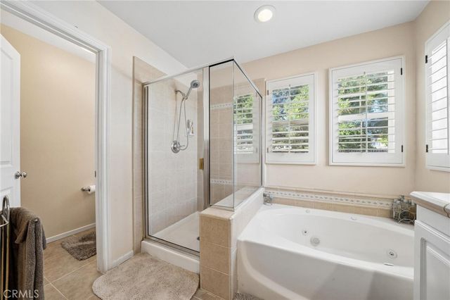 23201 Brooke Lane, Valencia, CA 91355