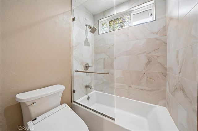 23201 Brooke Lane, Valencia, CA 91355