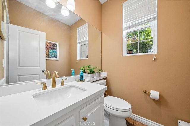 23201 Brooke Lane, Valencia, CA 91355