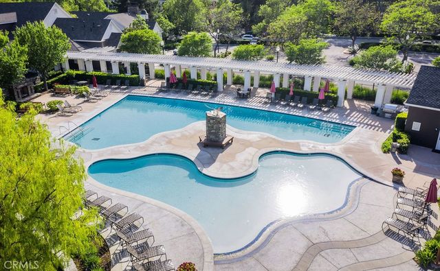 23201 Brooke Lane, Valencia, CA 91355