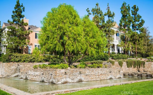 23201 Brooke Lane, Valencia, CA 91355