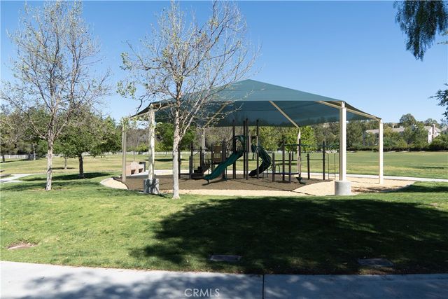 23201 Brooke Lane, Valencia, CA 91355