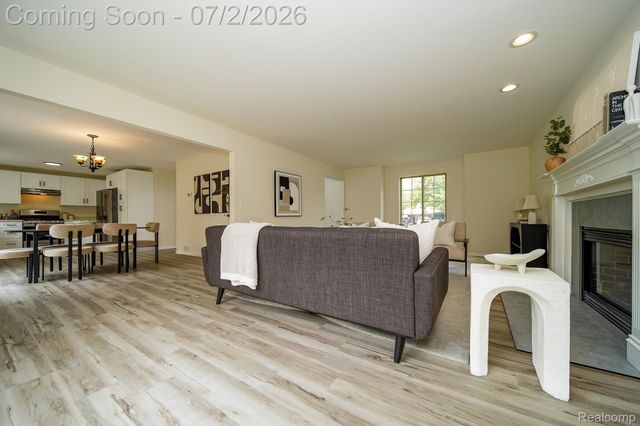 5558 Bedell Road, Sterling Heights, MI 48310