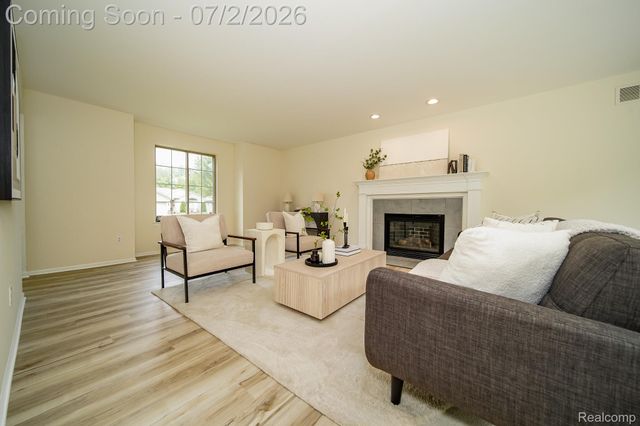 5558 Bedell Road, Sterling Heights, MI 48310