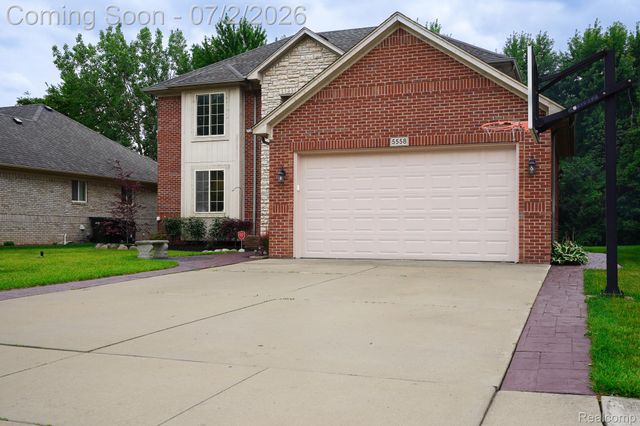 5558 Bedell Road, Sterling Heights, MI 48310