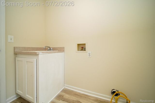 5558 Bedell Road, Sterling Heights, MI 48310