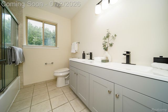 5558 Bedell Road, Sterling Heights, MI 48310