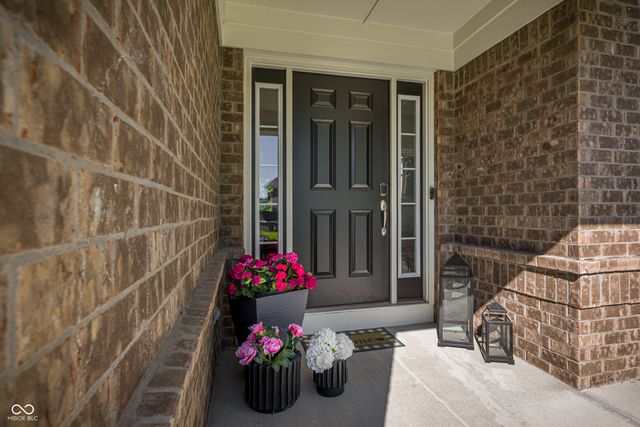 14860 W Black Wolf Run Drive, Carmel, IN 46033