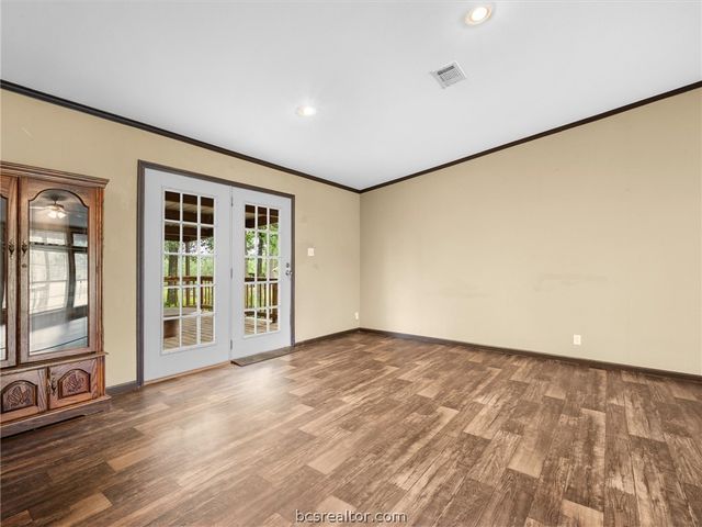 6639 Millstone Drive, Navasota, TX 77868