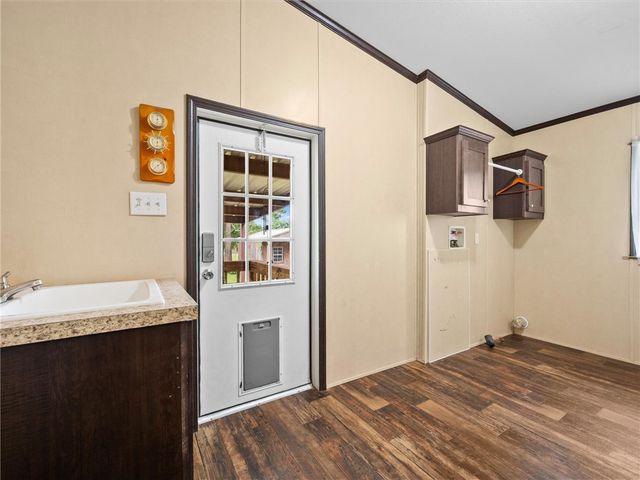 6639 Millstone Drive, Navasota, TX 77868
